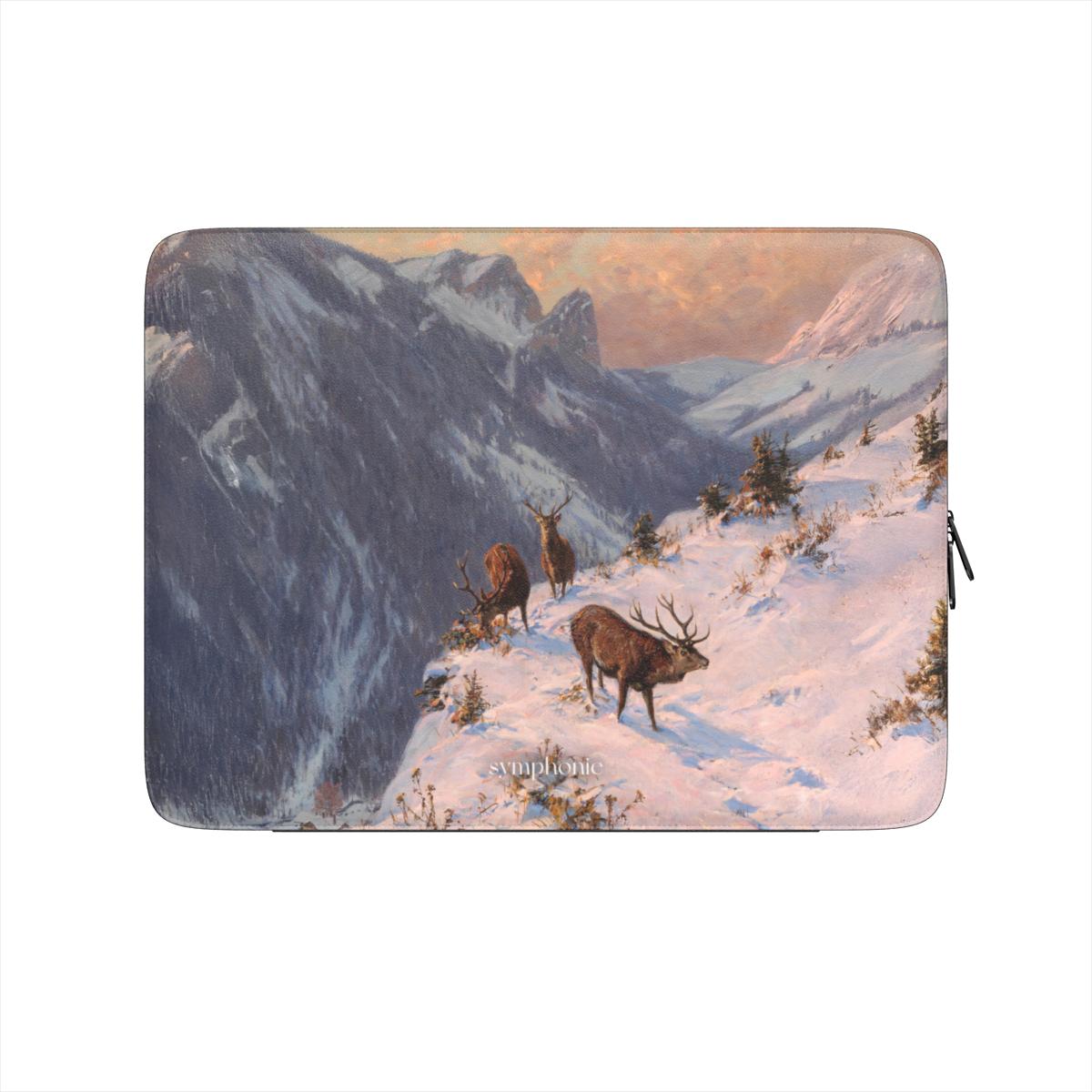 A Red Deer in Winter - Laptop Sleeve