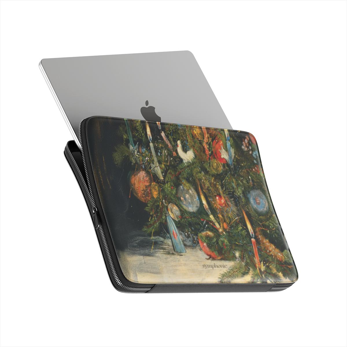 Christmas Tree Decorated with Lights - Laptop Sleeve