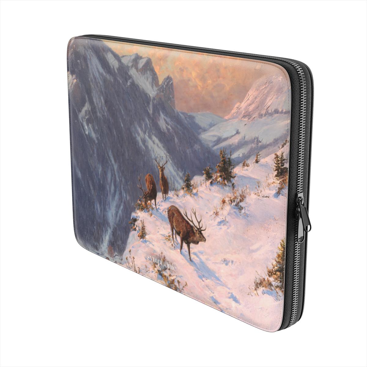 A Red Deer in Winter - Laptop Sleeve